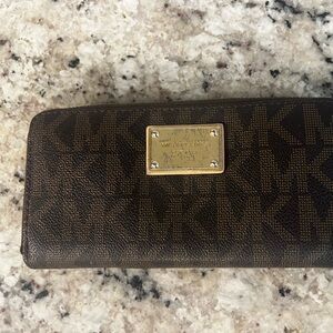 Michael Kors “Est 1981” Wallet